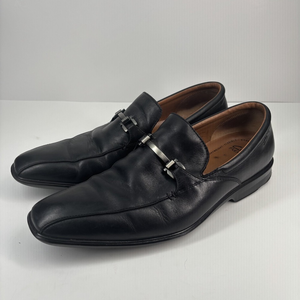Clarks Flexlight Men's 10.5M Black Leather Comfort Slip-On Loafers Silver Buckle